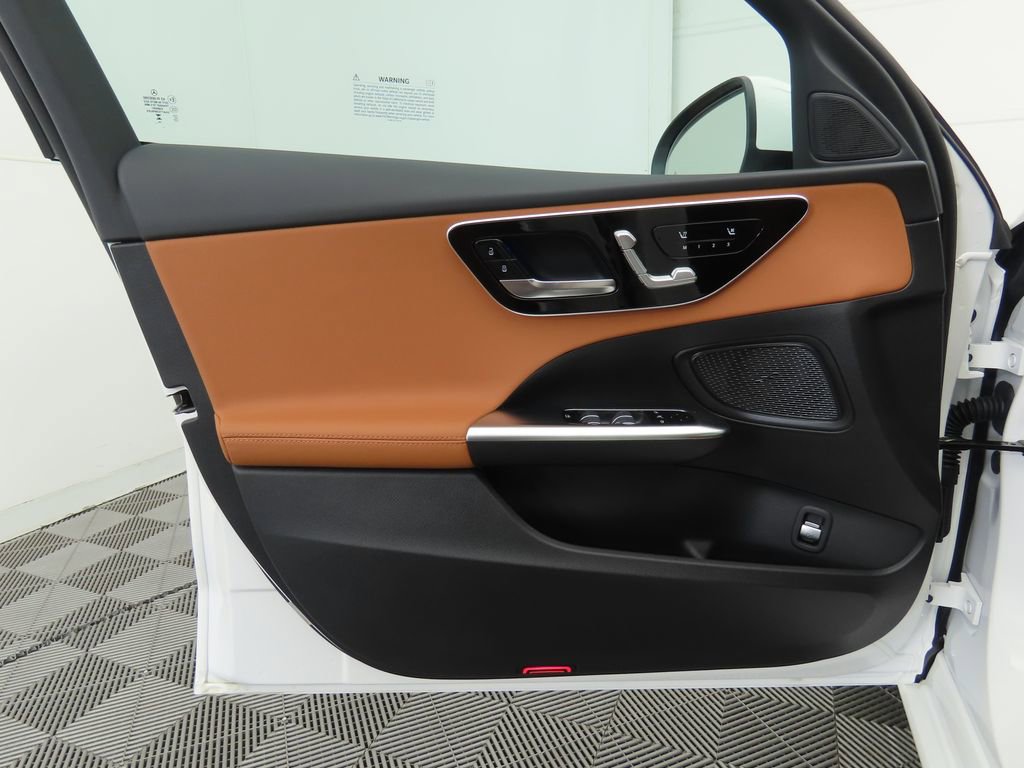 Certified 2025 Mercedes-Benz C 300 Sedan image 24