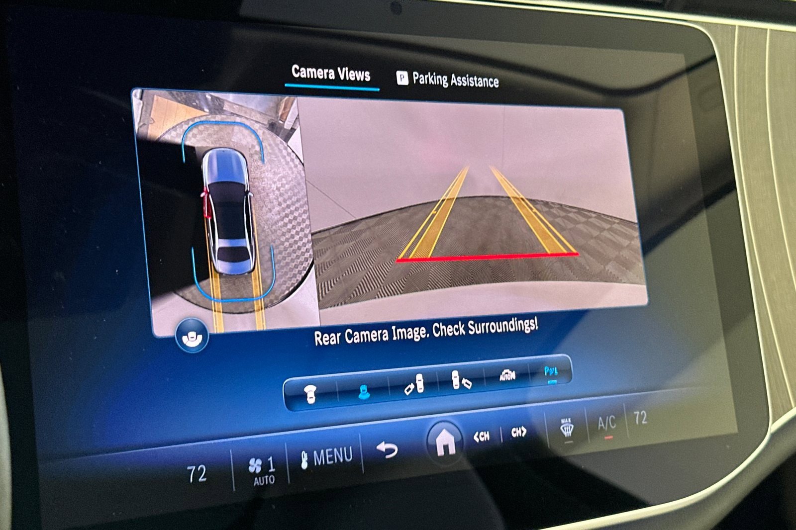 Used 2025 Mercedes-Benz E 350 Sedan image 18