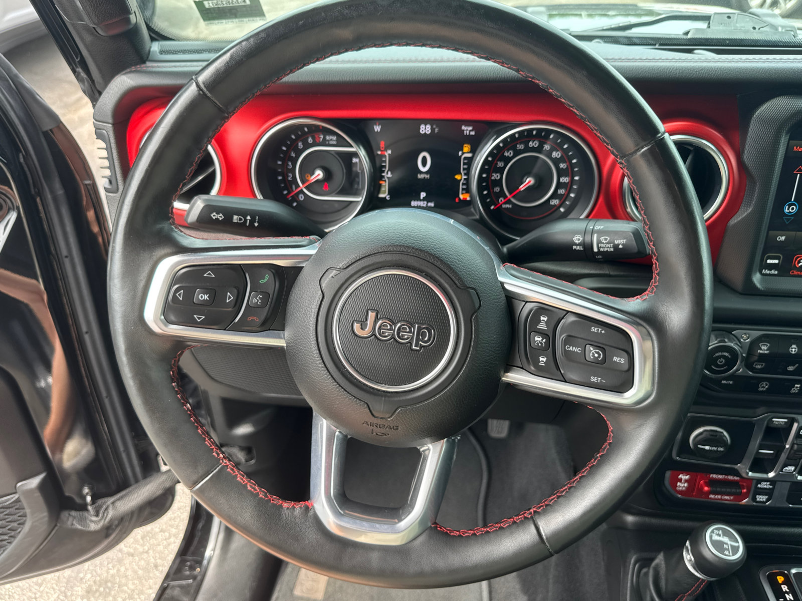 Used 2020 Jeep Gladiator Rubicon AWD/4WD image 16