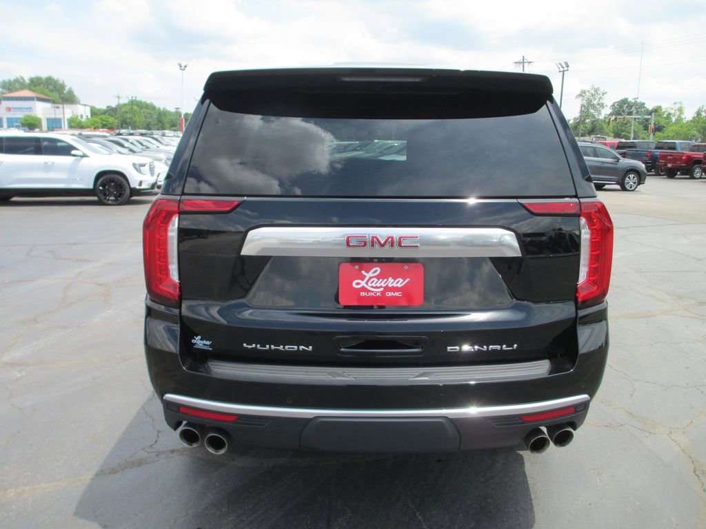 Used 2022 GMC Yukon Denali w/ Denali Ultimate Package AWD/4WD image 8