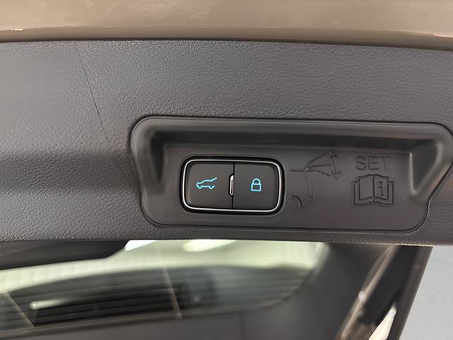 New 2026 Ford Explorer Tremor w/ Tremor Ultimate Package AWD/4WD image 25