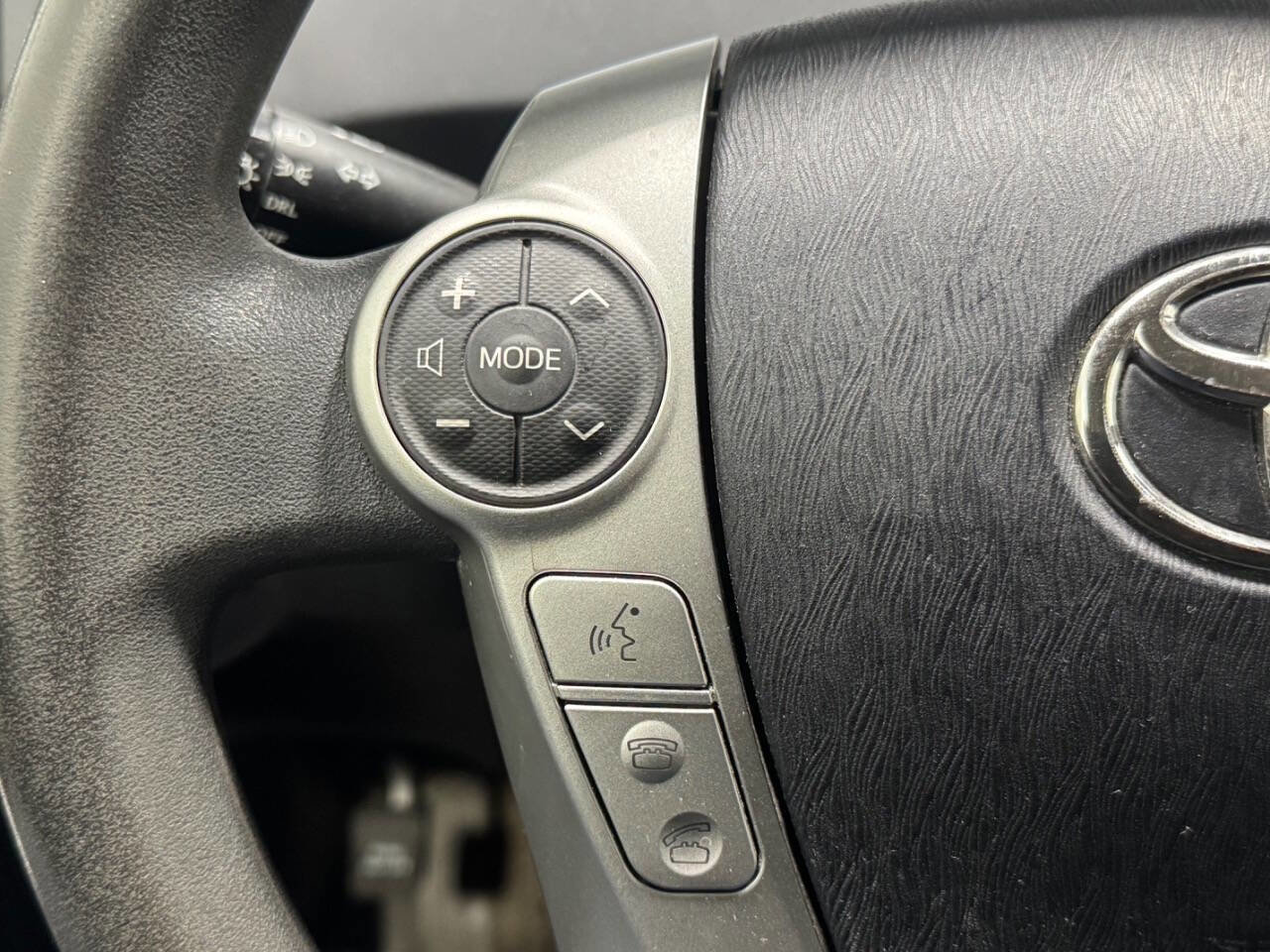 Used 2012 Toyota Prius Prime Advanced image 25