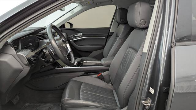 Used 2024 Audi Q8 e-tron Premium Plus w/ Premium Plus Package AWD/4WD image 14