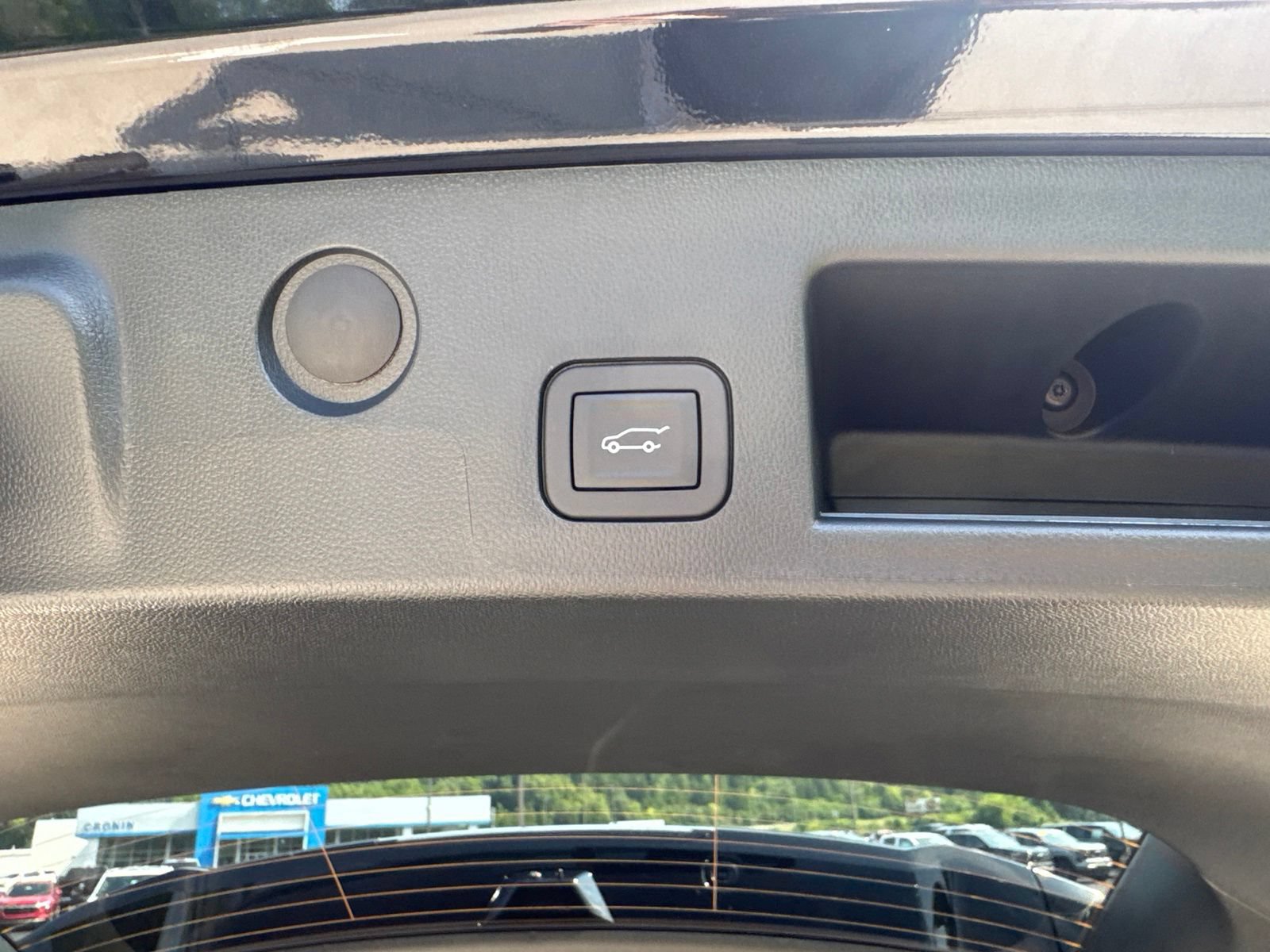 New 2027 Chevrolet Equinox LT w/ Convenience Package II FWD image 12