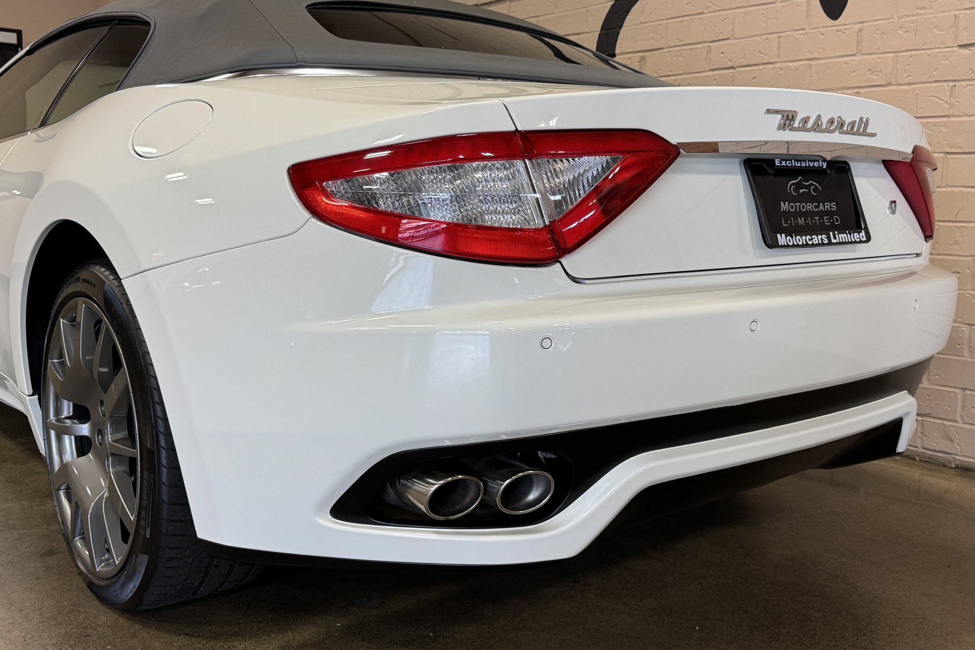 Used 2011 Maserati GranTurismo Convertible RWD image 34