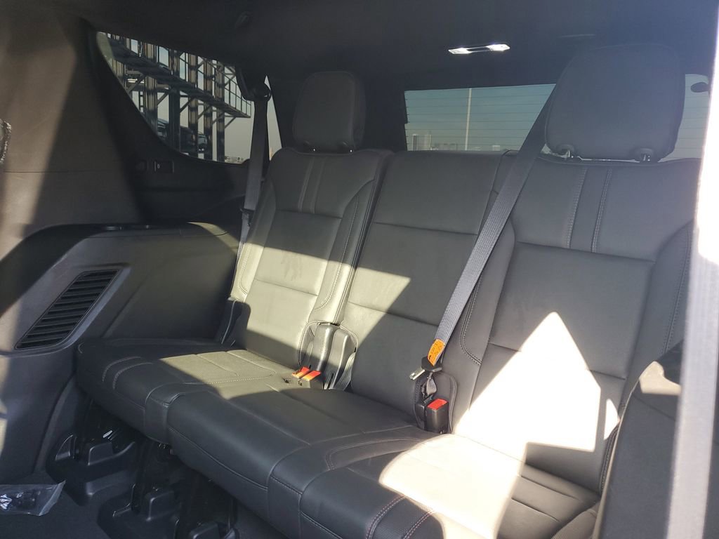 Used 2021 Chevrolet Tahoe RST image 16