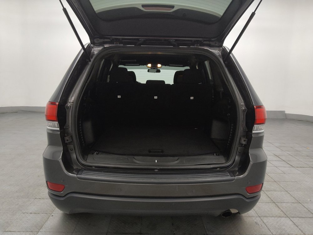 Used 2021 Jeep Grand Cherokee Laredo RWD image 29