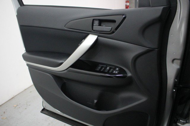New 2026 Mitsubishi Eclipse Cross LE AWD/4WD image 15