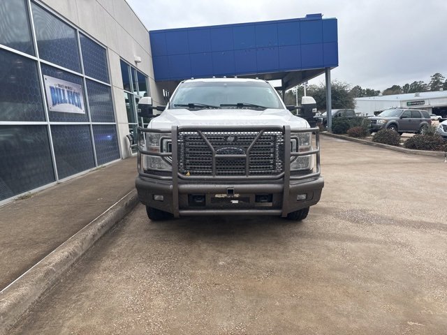 Used 2022 Ford F350 Lariat w/ Lariat Value Package image 3