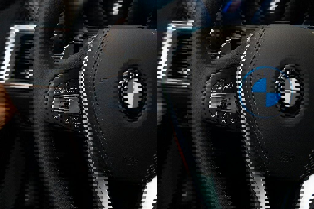 New 2026 BMW X5 xDrive50e w/ Premium Package image 26