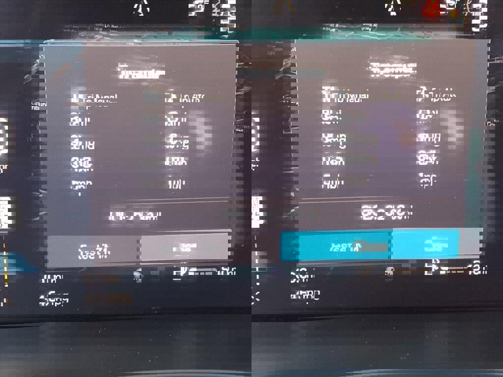 Certified 2023 Volvo XC60 B5 Plus w/ Protection Package Premier image 29