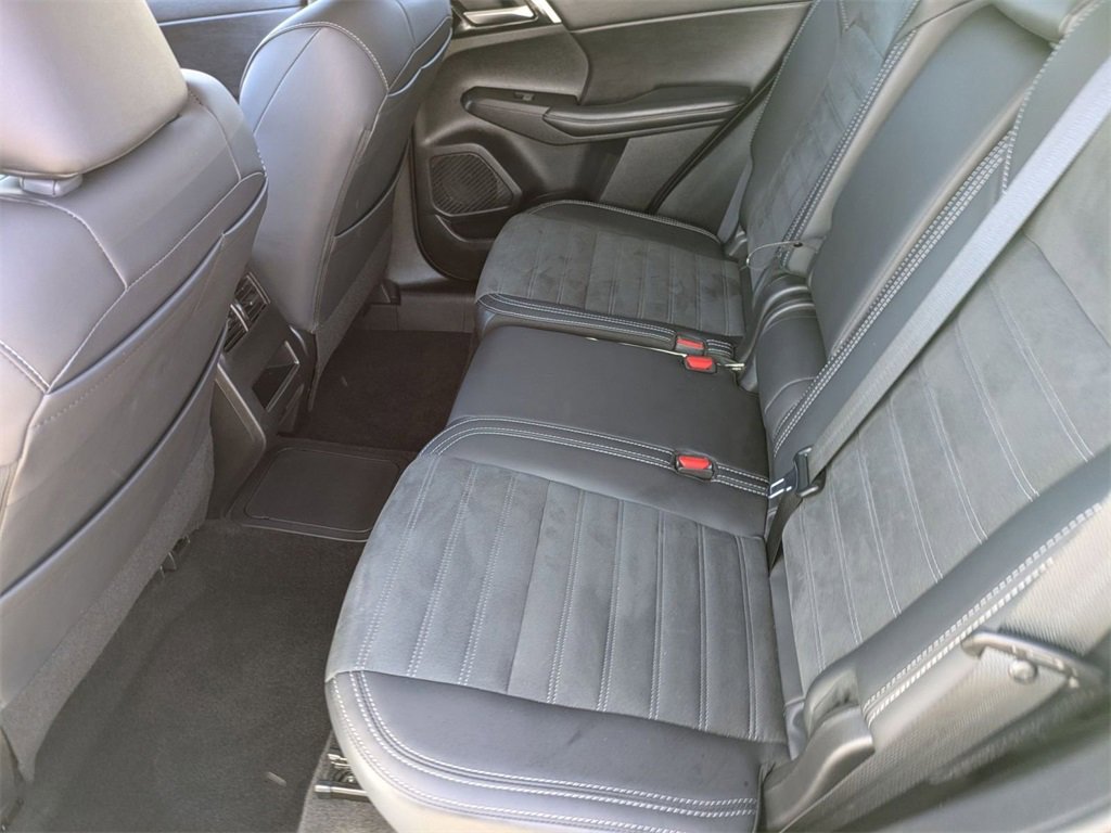 Used 2024 Mitsubishi Outlander Ralliart image 27