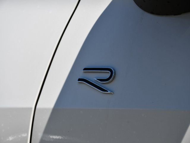 New 2026 Volkswagen Tiguan SE R-Line FWD image 10