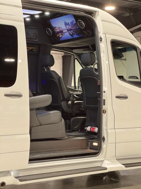 New 2025 Mercedes-Benz Sprinter 2500 image 23