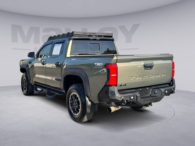 Used 2025 Toyota Tacoma TRD Off-Road w/ TRD Off Road Upgrade Package AWD/4WD image 3