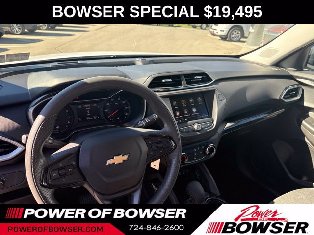 Used 2022 Chevrolet TrailBlazer LS FWD image 3