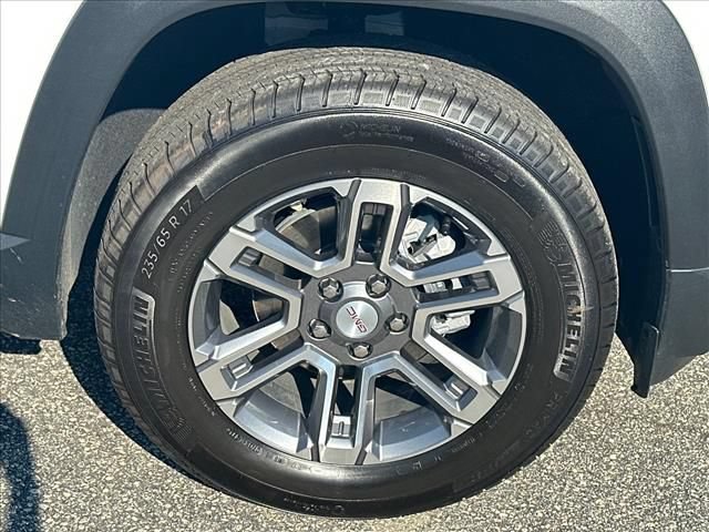 New 2026 GMC Terrain Elevation FWD image 14