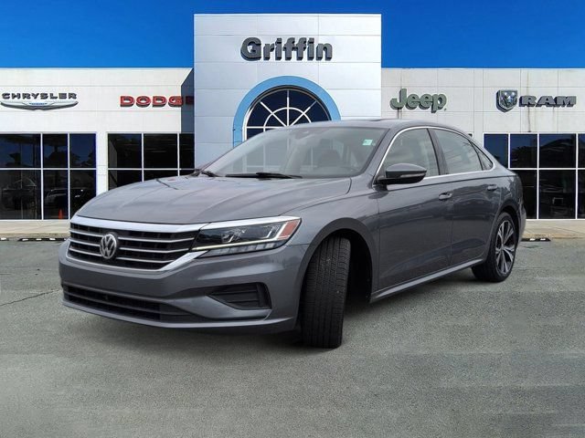 Used 2021 Volkswagen Passat 2.0T SE FWD image 11