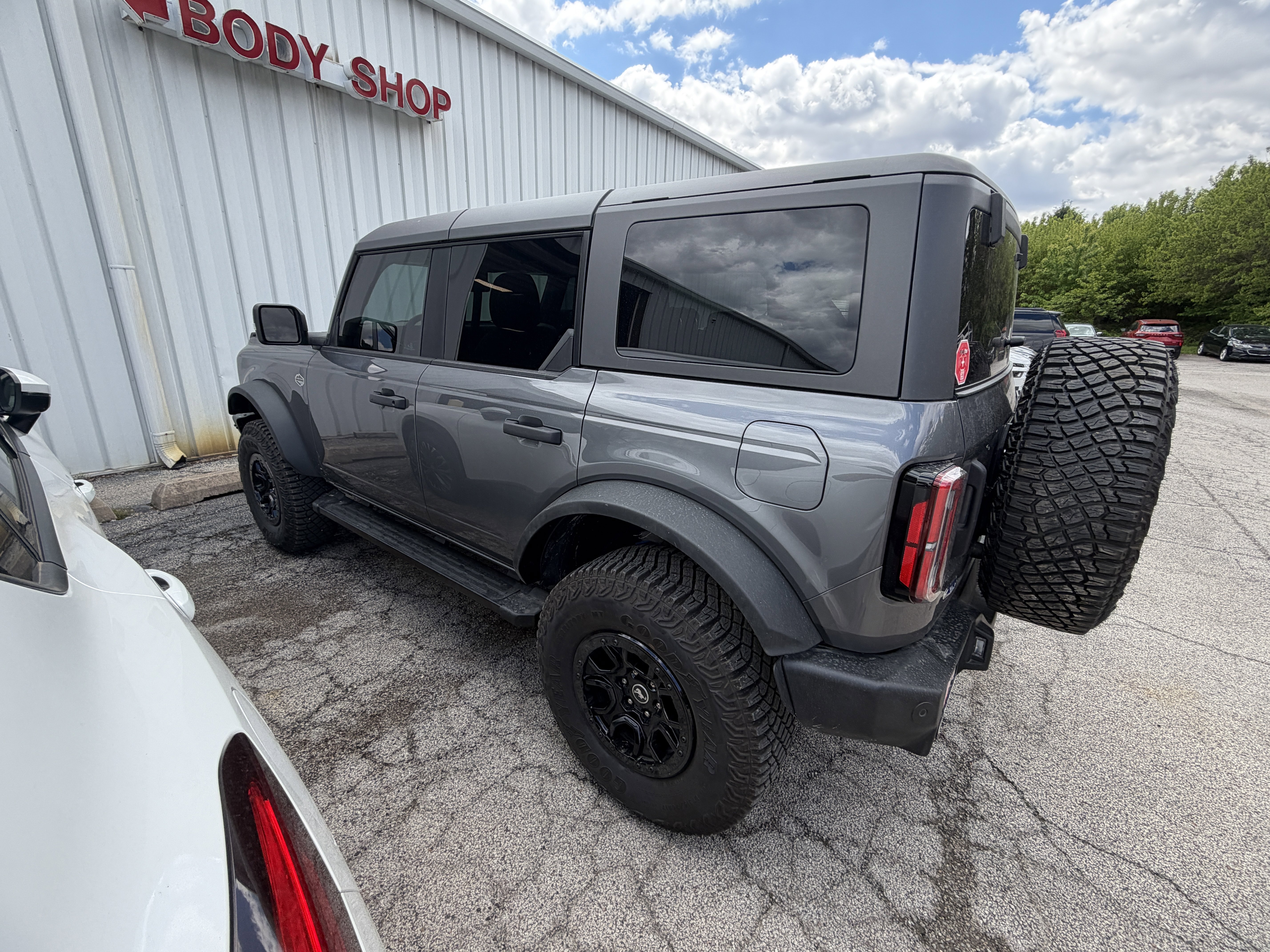 Used 2023 Ford Bronco Wildtrak AWD/4WD image 8