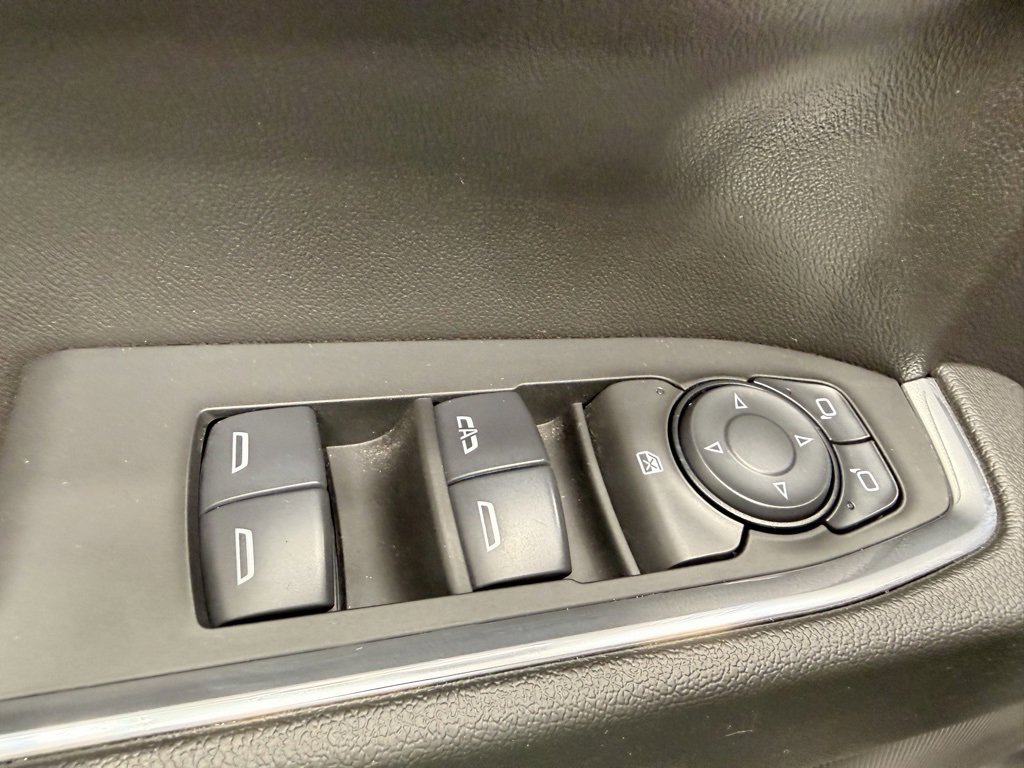 Used 2025 Chevrolet Silverado 1500 LT image 24
