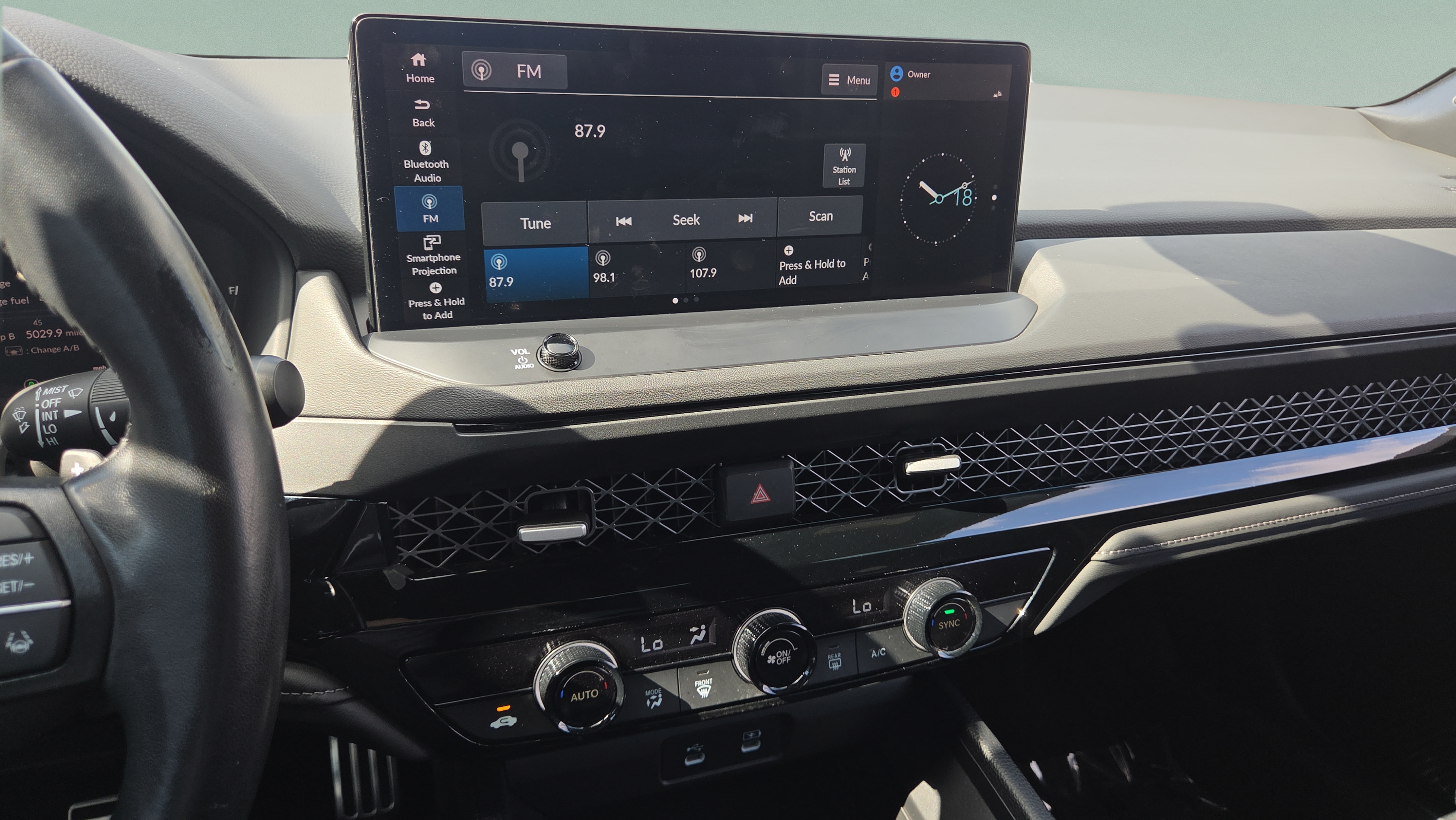 Certified 2024 Honda Accord Sport image 27