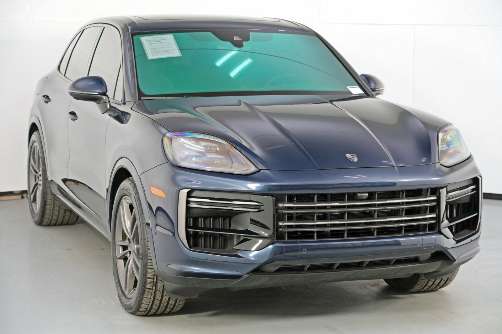 Used 2025 Porsche Cayenne Turbo image 61