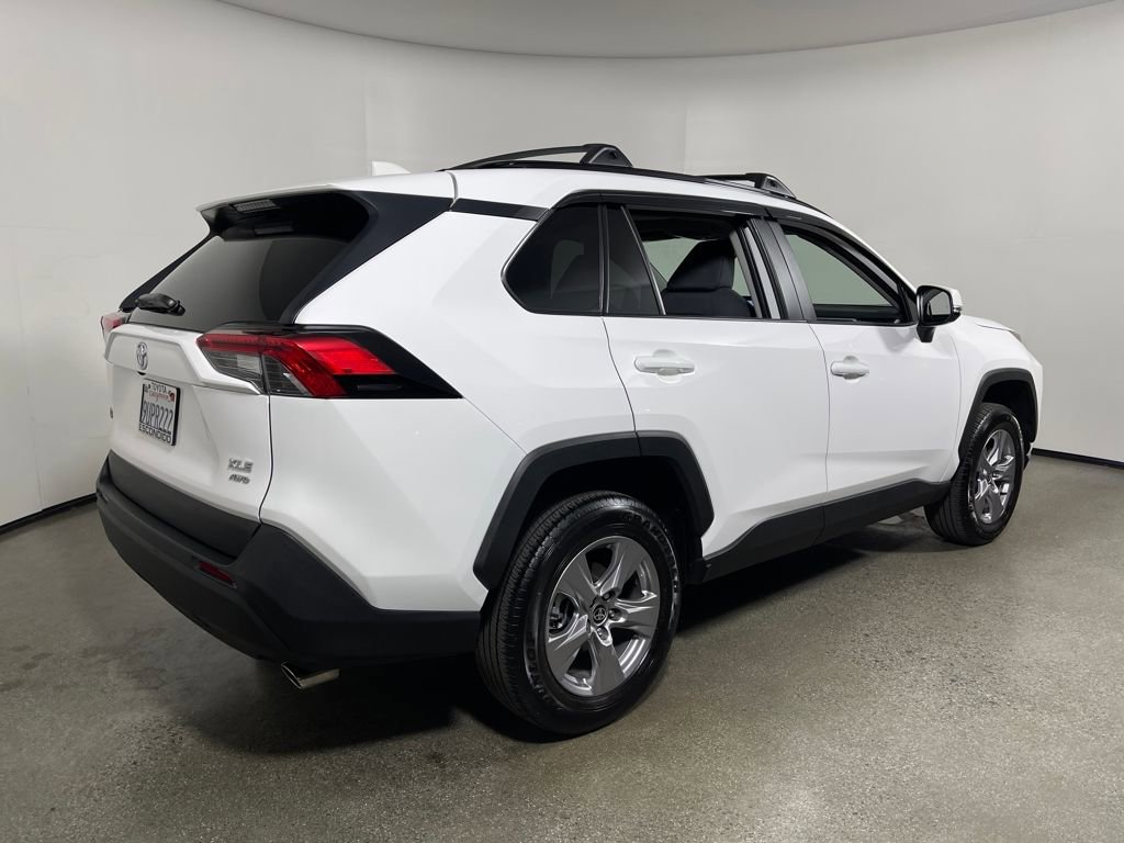 Used 2025 Toyota RAV4 XLE w/ Convenience Package AWD/4WD image 3