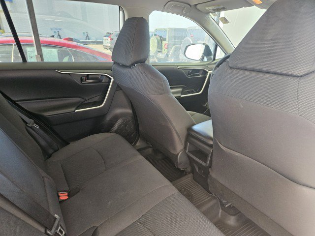 Used 2020 Toyota RAV4 LE w/ All Weather Liner Package AWD/4WD image 12