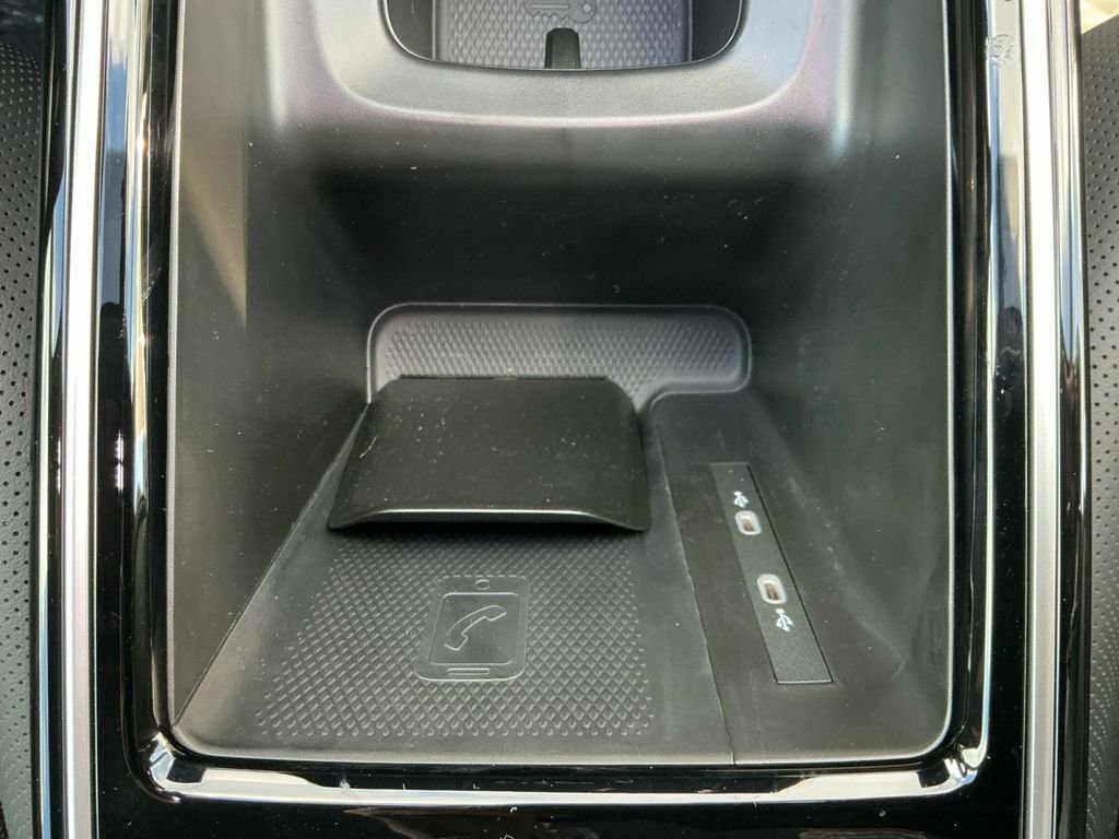 New 2026 Volkswagen ID.4 Pro S AWD/4WD image 17