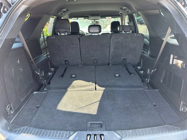 Used 2020 Ford Explorer XLT w/ Equipment Group 202A AWD/4WD image 19