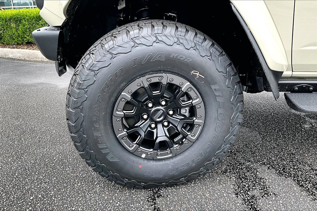 New 2026 Ford Bronco Raptor AWD/4WD image 12