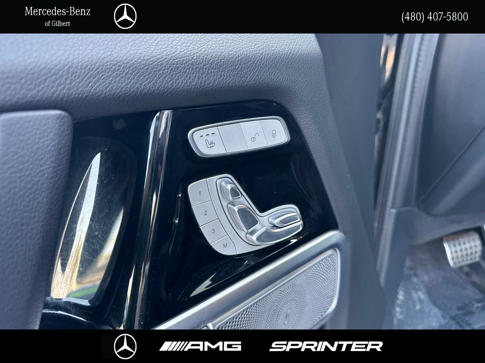 Used 2025 Mercedes-Benz G 550 image 13