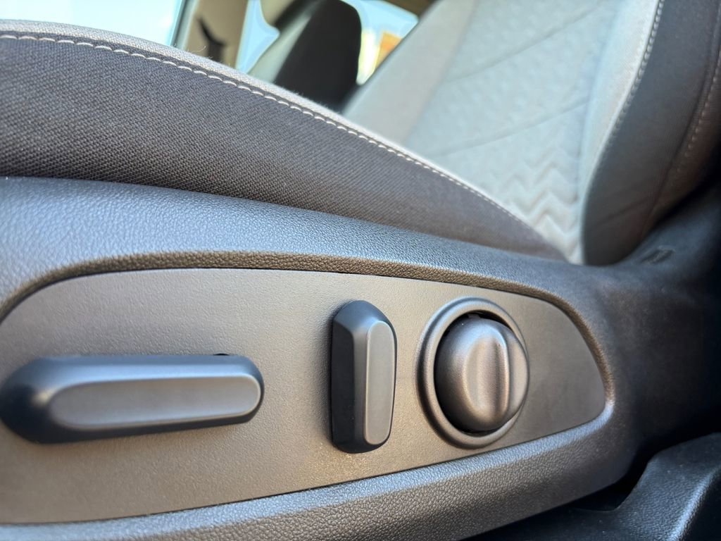 Used 2024 Chevrolet Equinox LT image 14