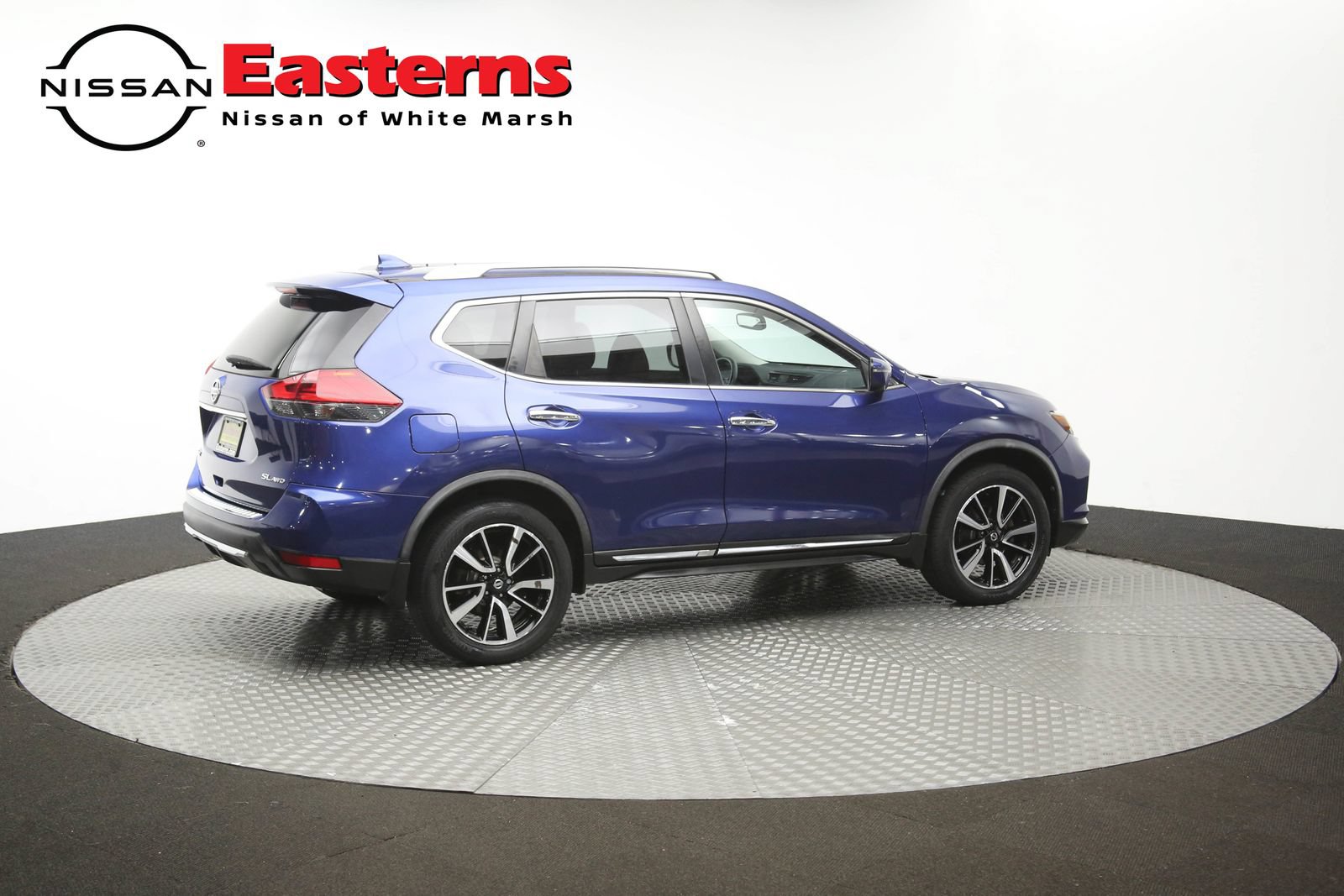 Used 2017 Nissan Rogue SL w/ SL Premium Package AWD/4WD image 42