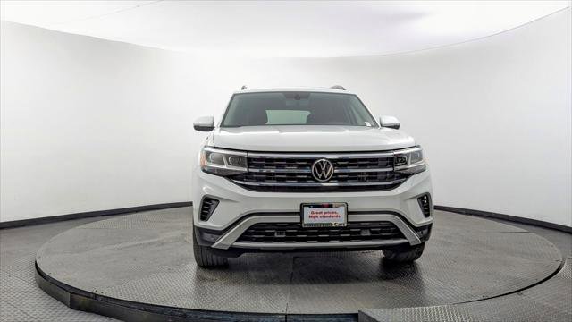 Used 2022 Volkswagen Atlas SE w/ Black Wheel Package image 11