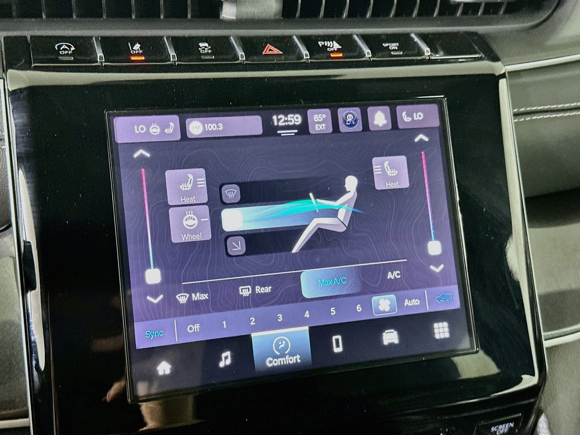 Used 2023 Jeep Grand Cherokee Altitude RWD image 23