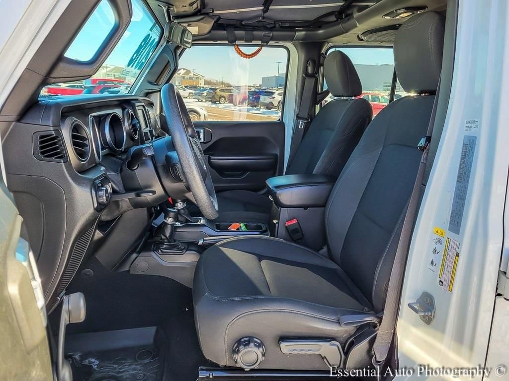 Used 2018 Jeep Wrangler Unlimited Sport image 8