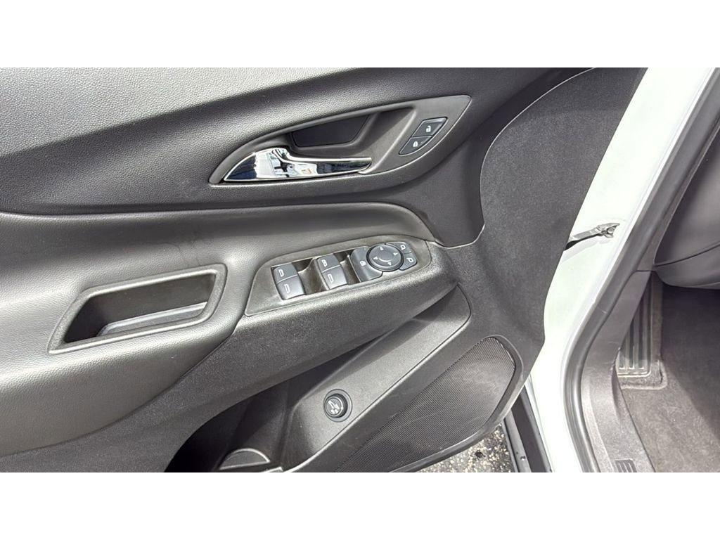 Used 2024 Chevrolet Equinox LT FWD image 15