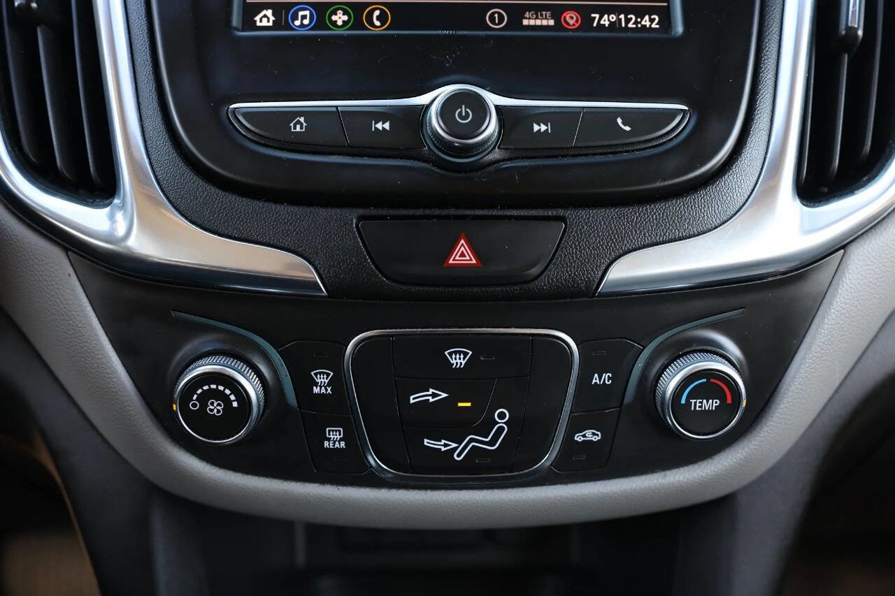 Used 2021 Chevrolet Equinox LS image 26