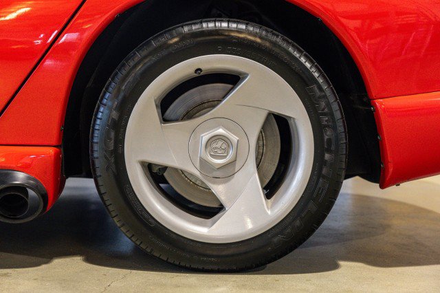 Used 1993 Dodge Viper RT/10 RWD image 28