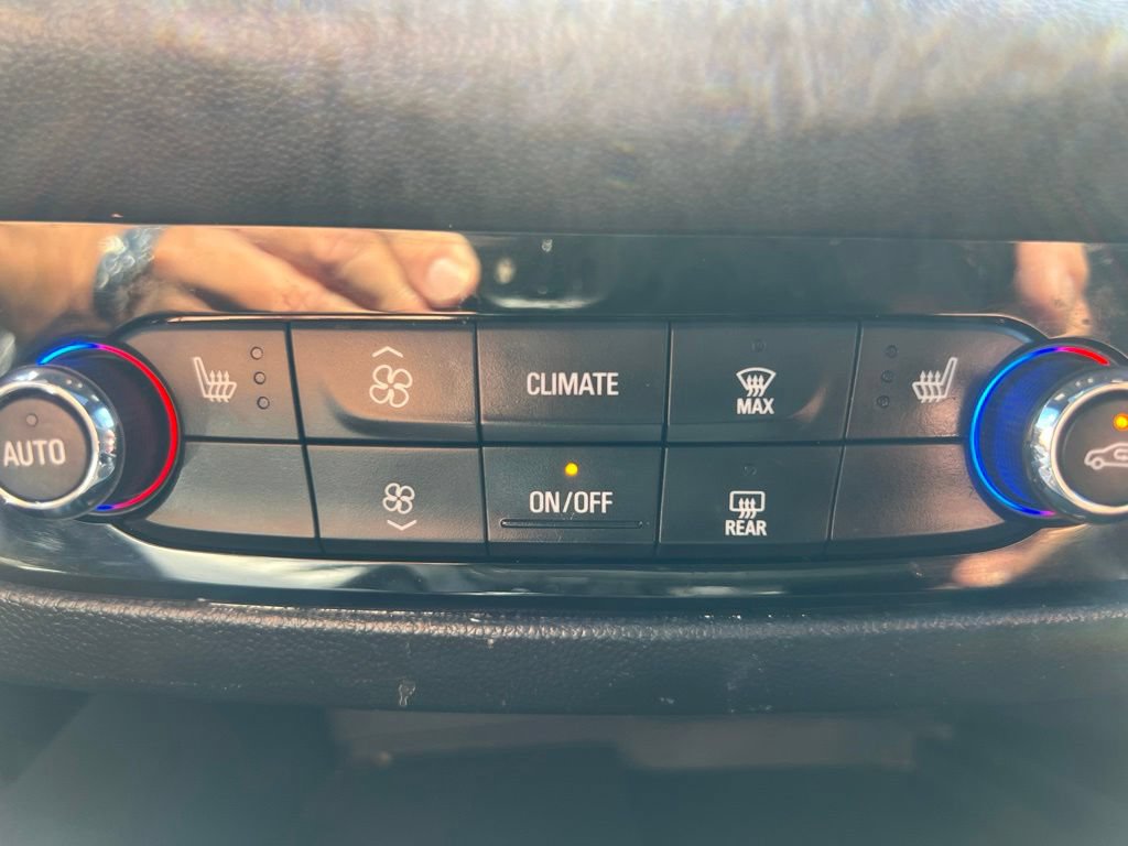 Used 2023 Buick Enclave Essence w/ Experience Buick Package FWD image 75