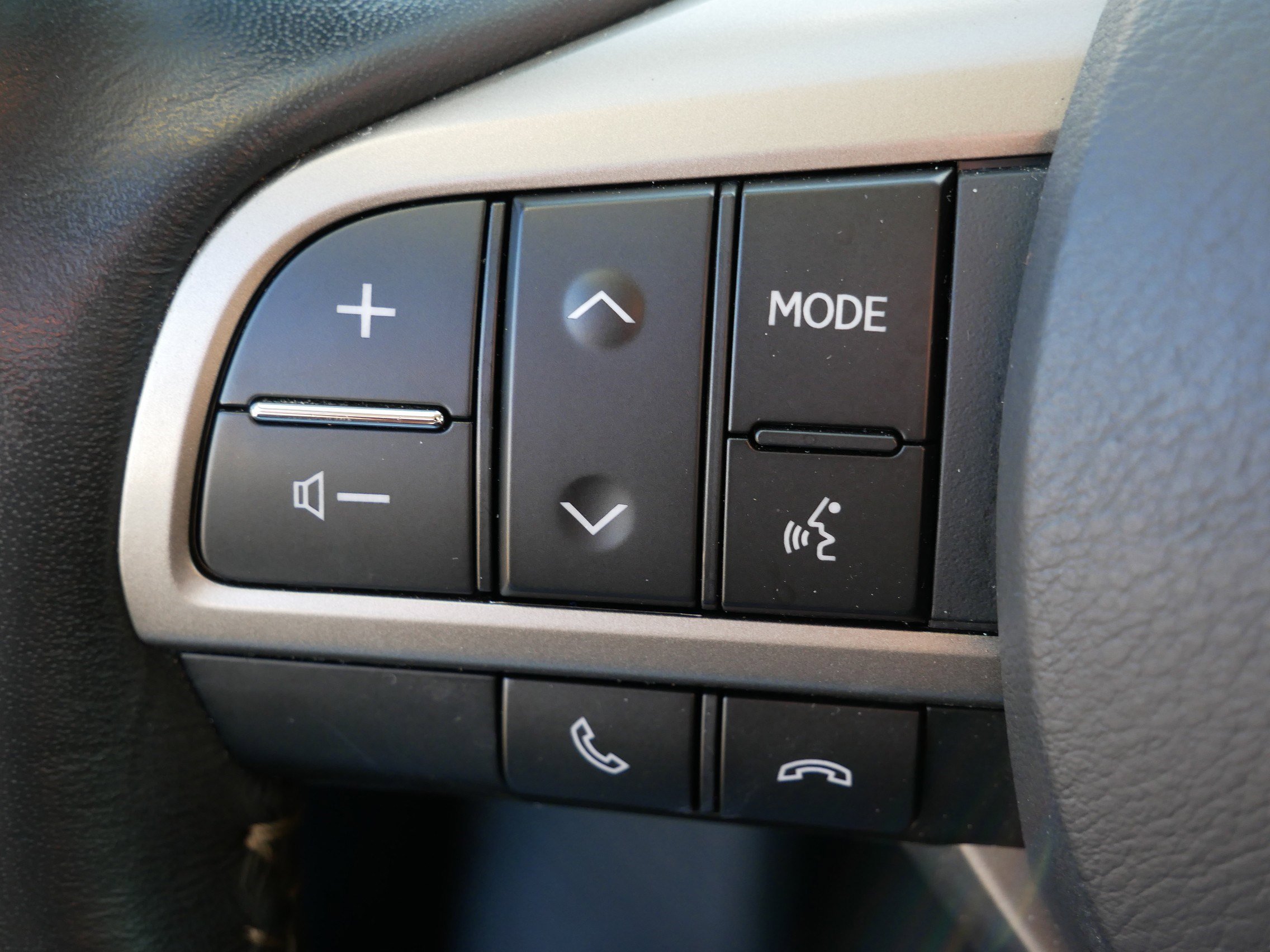 Used 2022 Lexus RX 450h AWD w/ Premium Package image 27