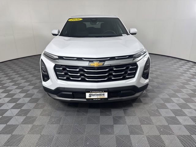 New 2026 Chevrolet Equinox LT w/ Safety and Technology Package FWD image 8
