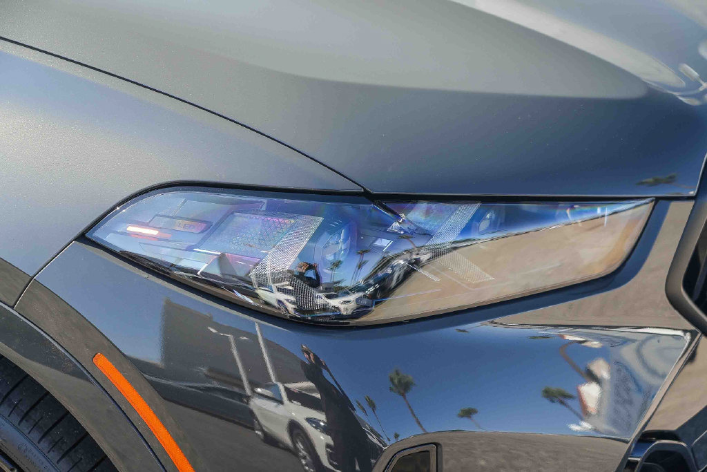 New 2027 BMW X6 M60i AWD/4WD image 10