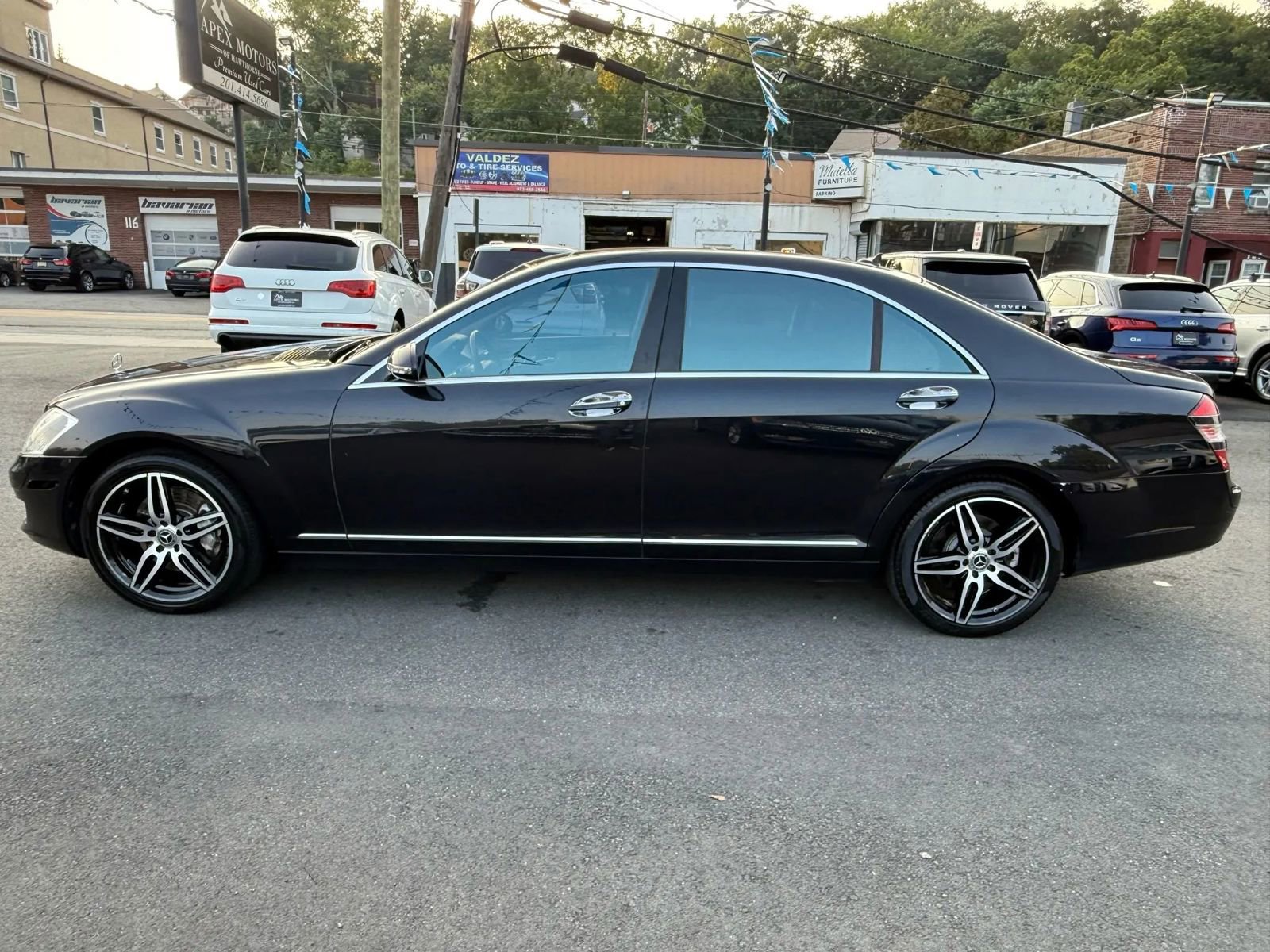 Used 2009 Mercedes-Benz S 550 4MATIC image 4