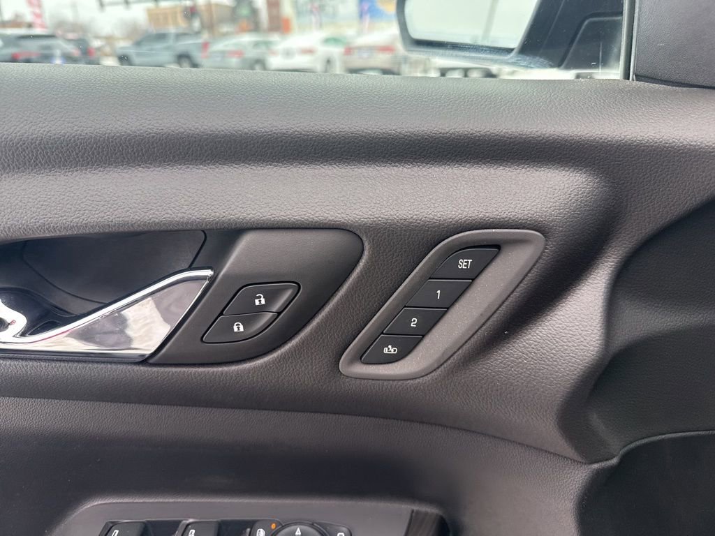 Used 2022 GMC Acadia SLT w/ Elevation Edition image 20