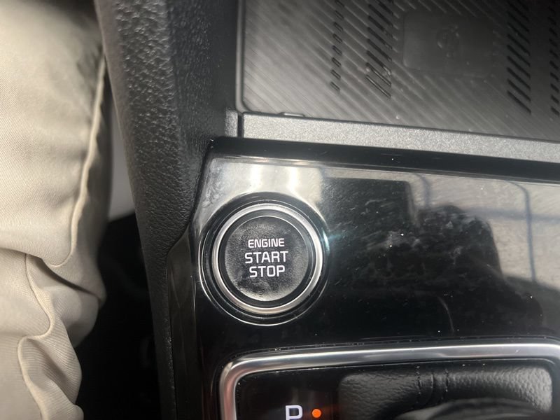 Used 2025 Kia Sportage EX FWD image 24