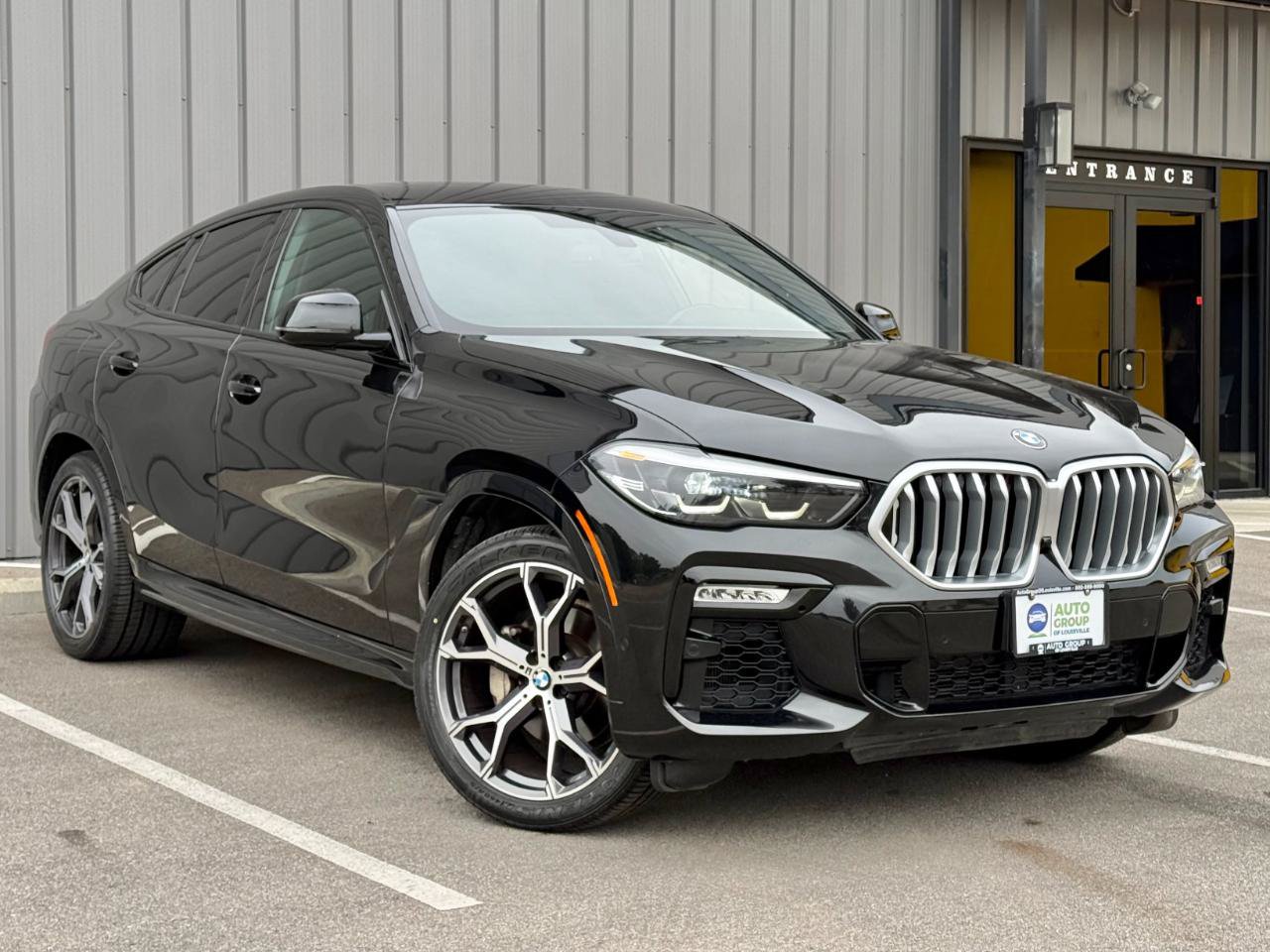 Used 2020 BMW X6 sDrive40i w/ M Sport Package RWD image 3