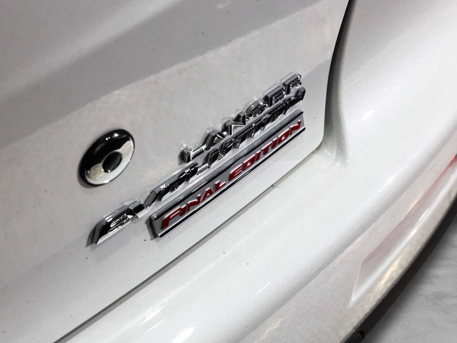 Used 2015 Mitsubishi Lancer Evolution Final Edition AWD/4WD image 17
