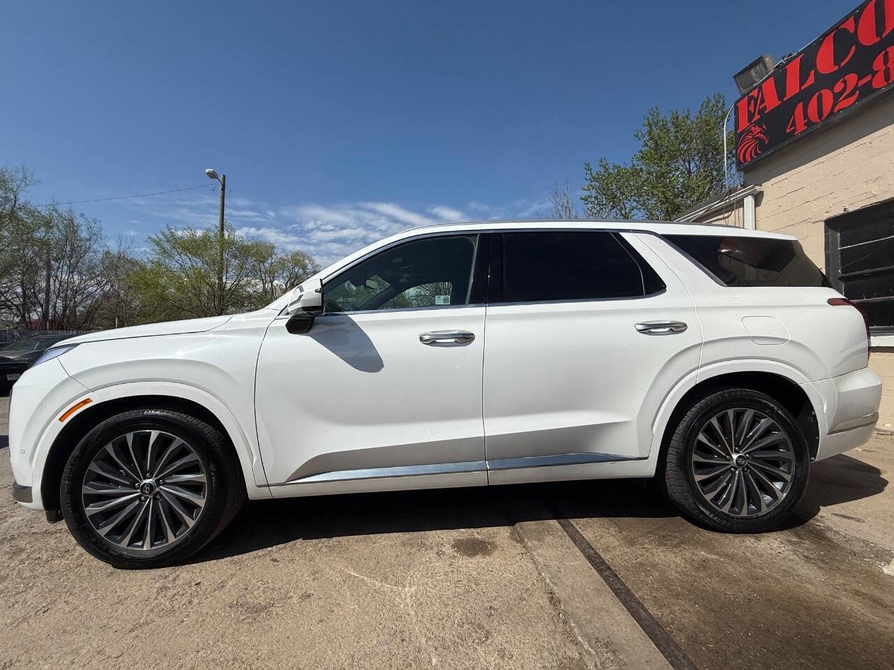 Used 2024 Hyundai Palisade Calligraphy image 8